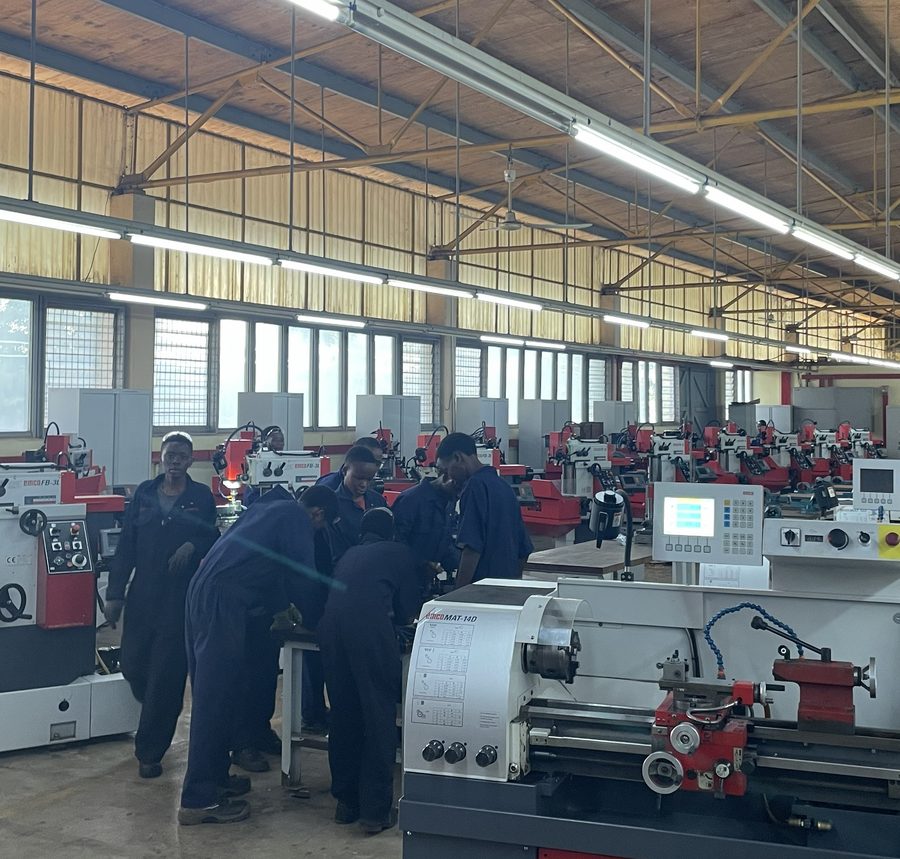 Lathe machines in the tool room